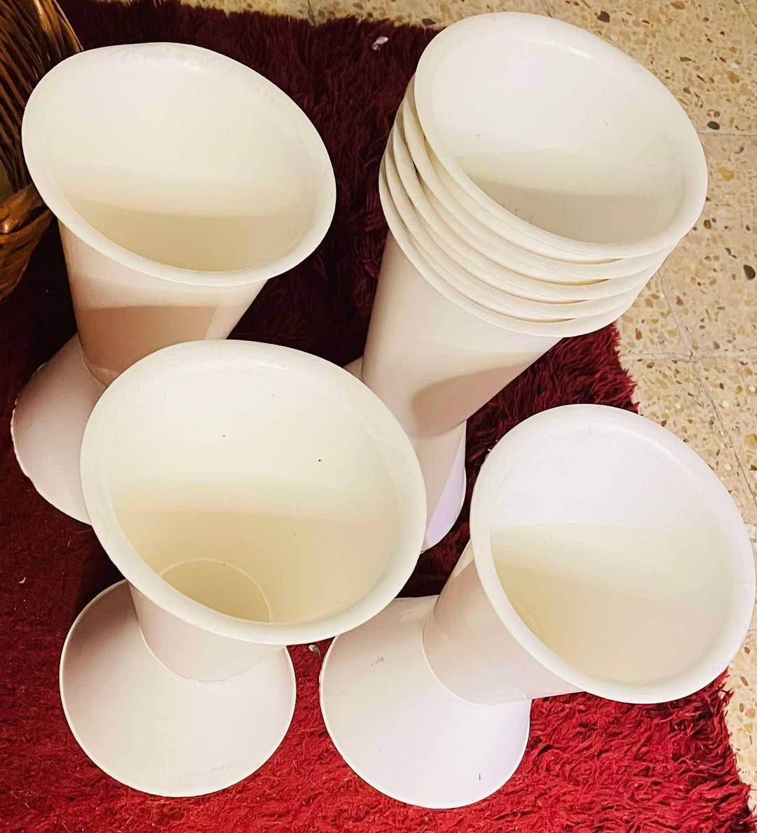 يابه شلونكم عندي غراض للبيع شلعه وحده ب100 الف كلهن 

خيش درزن 12 قطعه
تول كبار عدد3
صغير 2
تغليف وردي يشبه فلين 1
اكياس ورقي كبير 8
اكياس ورقي وسط 5
غلاف ساده ووتر بروف  13
غلاف نايلون شفاف 4
غلاف ورد گلتر 2
كارت مستطيل 1 سيت
كارت قلب 1 سيت
سنادين ورد 8
بوكس معيني كبير ثلاثي 
بوكس فيونكه ثلاثي 
بوكس قلب ثلاثي عدد3
بوكس فيونكه مستطيل ثنائي
سلات خوص ثلاثيه
شرايط 12 قطعه مشكل
بوكس قلب شفاف من الاعلى عدد واحد قطعه مفرده


**إذا كنت صاحب هذا الإعلان وتريد حذفه لأي سبب، رجاءا أرسل رسالة إلى الدعم الفني**