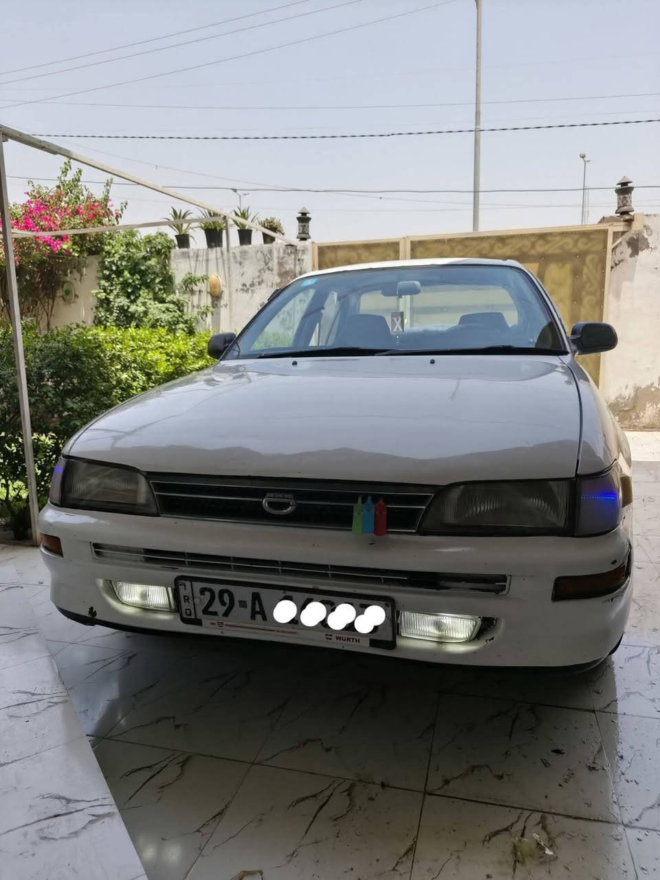 السلام عليكم
كورلا محور موديل 1991 رقم واسط مشروع وطني تحويل مباشر بسمي شخصيا 
 مكفوله من العيب الشرعي والاصوليات ونقل والكص
لايت زنون ادامه جديده باتري داينمو سلف مامخلي بيها نقص مال جناي
مكينه وكير 1800 خير من الله
تبريد عاطل 
السعر المطلوب 55 وبيها مجال للشراي 
العنوان واسط قضاء الحي للتواصل 
***********
