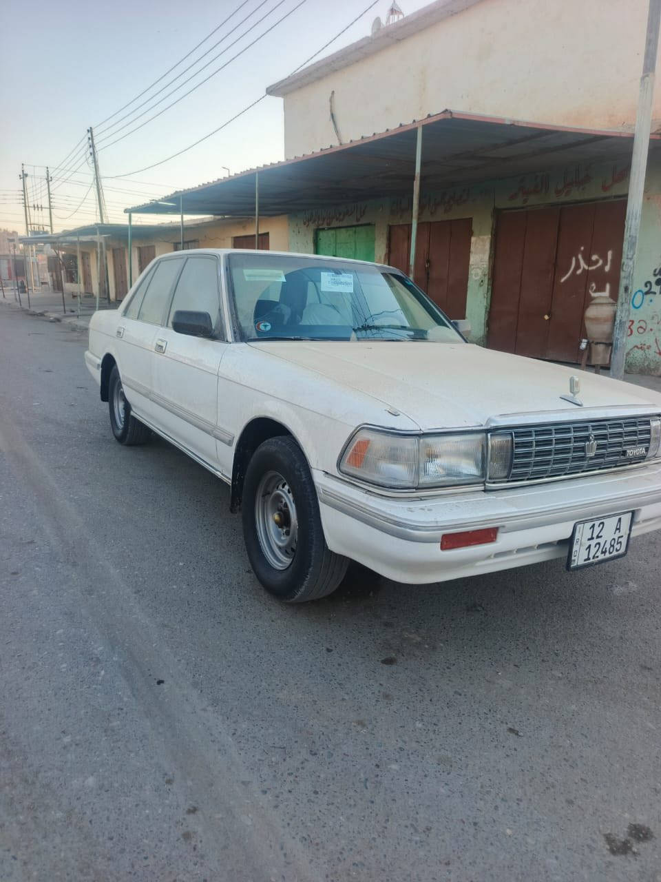 إسلام عليكم  كراون سيدان
1990  بلادي 

ماشيه 102 

مكينه بلادي 5M

كير عادي 

تدفئه تبريد 

وضع بلادي 

مكفوله كفاله عامه 

مكينه وكير وحداديه شرط 

تبريد 3قطع   سياره على وضع شركه 

ما بيها نقص 

 ويل عادي. وياها طخم كبات بلاديه 

طخم. تاير جديد

كلها شغاله ما بيها نقص 

رقم نينوى مشروع وطني سنويه 2030

السعر 95وبيها مجال 

مراوس حسب القناعه 

مكان صلاح الدين بيجي الحجاج

رقم ***********
