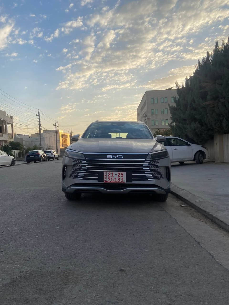 Byd sealion 05 
پاتری گەورە ١٢٠ کیلۆمتر  فول مواصفات  ٢ ملاحظەی هەیە ١٤٦ وەرەقە و مەجالێکی کەم ٤ هەزار رۆیشتووە فەحس و هەزام لۆ کردیە مانگێک و ١٠ رۆژی ماوە لۆ رەقەم ژمارە تەلەفۆن و واتساپ *********** أربيل, العراق
