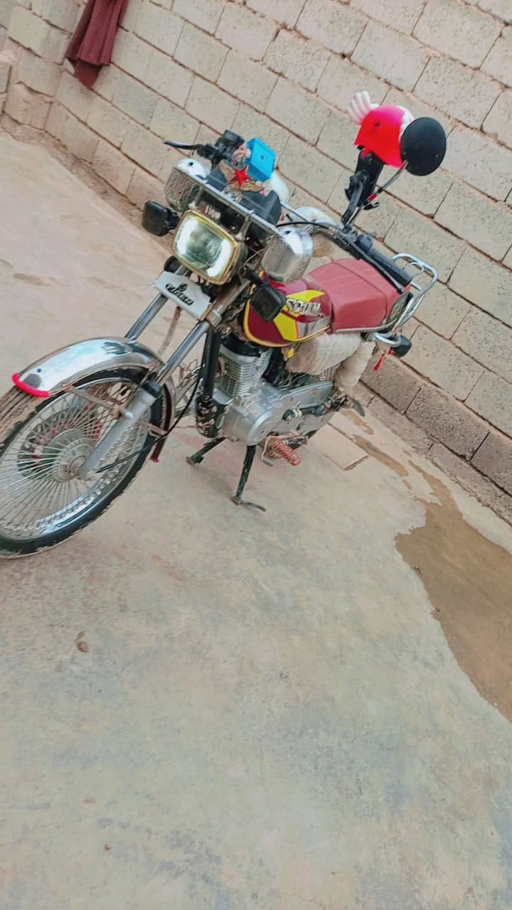 تايكر للبيع موديل 23محرك مامفتوح السعر مناسبة 575 المكان ديالى بعقوبة الرقم ***********
