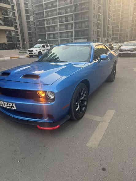 السلام عليكم الون المميز جالنجر موديل 23أخر اصدار محرك 3600ماشيه 9الف حادثها جاملغ وبنيد فقط بدون دواخل مكفول شاصي لغد بدنه  اترايك وين ماتريد ايرباك دركه ودشبول داخل احمر موصفاتها شاشه وكامره وسماعة البين تحكمات مكاني بغداد السيديه ***********اتصل وتأمر
