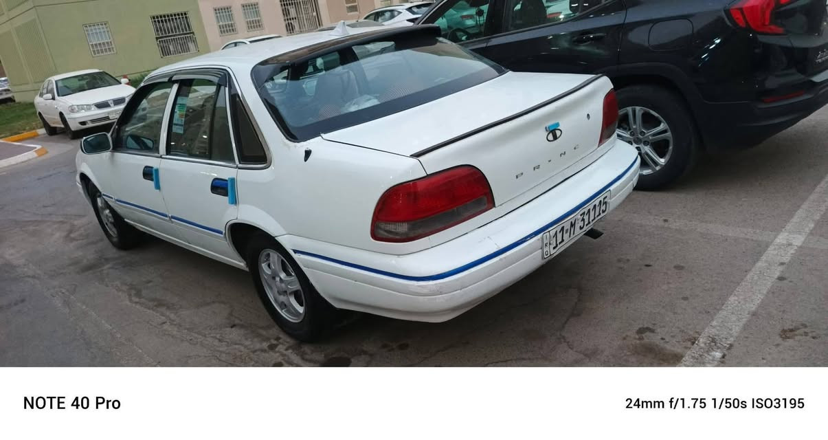 سلام عليكم برنس فراشه للبيع
 ١٩٩٦مفتوح
مصبوغة حزام
محرك جديد كير نضيف
صدر مبدل امامي خلفي كله جديد
مشط ستيرن جديد
ديانمو سلف باتر جديد
تخم تغير كوري جديد
دوشمه كشنات
٤٦ورقه
باسمي بغداد مجمع بسمايه
***********
