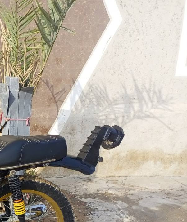 سبايدر باكستاني للبيع والعلامه مال اسم رابيدو 
السبايدر ب 35 والعلامه ب 10 
***********
