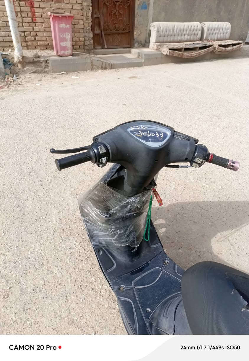 ماكس عدله كلش حلوه ونضيفه وكل غراضه بلاد سعر (550) وبيه مجال دراجه جاهزه وكامله علخير سلف هندر كهربأيات كلشي ماتخسر عليه كفرات وداخل بلاد كزوز وسلف وكابريتر بلاد دبلات بريكات قفل سكان قفل جنطه لايت بك لايت اشاير هورن كله شغال مكينه هاون شرط شلعه ومشي نعومه خرسه خير من الله مكاني ناصريه مركز حي تضحيه رقم الهاتف *********** بيه واتساب الشراي يتصل ويدلل
