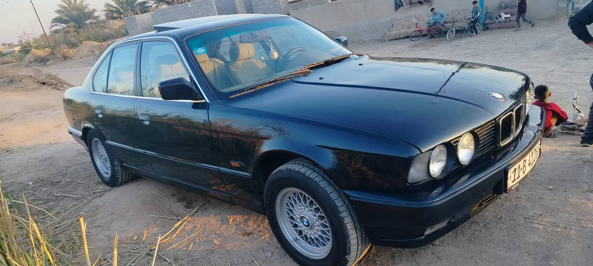 سلام عليكم بيم موديل 91سياره رقم جديد تحويل مباشر سيارة جاهزه تخم تاير سياره نضيفه تبريد منقص غاز مكاني بغداد قرب العبيدي سعر 50وبيه مجال حق الجيه *********** رجان لحد يراسل هذا رقمي وانتصل
