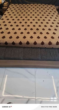 دوشك • تخت • للبيع