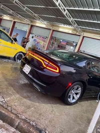 للبيع .. 2016 sxt كلين تايتل كندي ماشية ١٢٢ الف ميل  طالب عليها 215$ و...