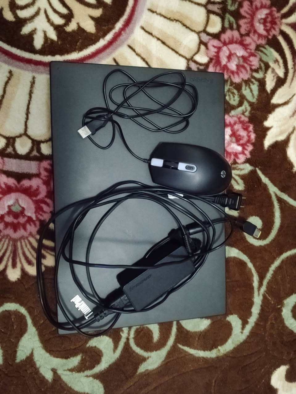 السلام عليكم
لابتوب للبيع شركة لينوفو
المواصفات موجودة بالصورة وبالكتابة جوة
المعالج كور اي5الجيل السادس 
هارد كيكا بايت SSD 256
رام8
كرت شاشة داخلي 128ميكا
السعر 250
ويجيك ويا ماوس هدية وشاحنتة الاصلية
والكيبورد مالتة ملون تكدر تطفي وتشغلة


**إذا كنت صاحب هذا الإعلان وتريد حذفه لأي سبب، رجاءا أرسل رسالة إلى الدعم الفني**