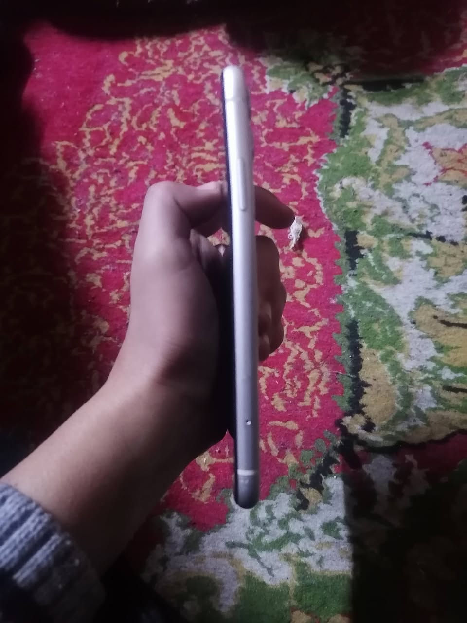 ايفون 11 عادي ذاكره 128 بطاريه 95 دبل سيم قافل اي كلاود السعر 80 بي مجال ***********3
