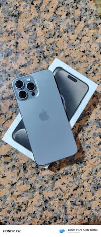 15 بروماكس ماكس مبدل شاشه تفصيخ وحاليا بيه خطوط تطفى وتشتغل ابيع ع وضع...