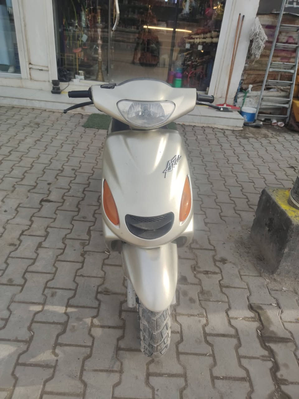 دراجه اكزز نضيفه نضيفه نضيفه
كهربائيات كلها شغاله سلف لايت بك لايت اشاير هورن 
العنوان البصره ابو الخصيب محيله قرب دوره ام زباله 
الرقم الستفسار : ***********
السعر : 500 وبيها مجال قليل 
الفحص تجي تفحص بيدك وتقتنع وتاخذها
