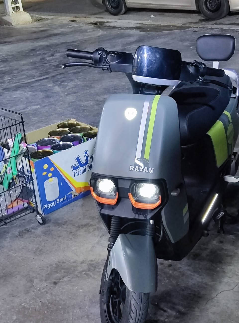 سلام عليكم ريان ام عيون 6بطاريات كرافين بطاريات علا الفحص دراجه جديده كلشي شغال بيها 
السعر 740وبيها مجال المكان بغداد حي ***********
