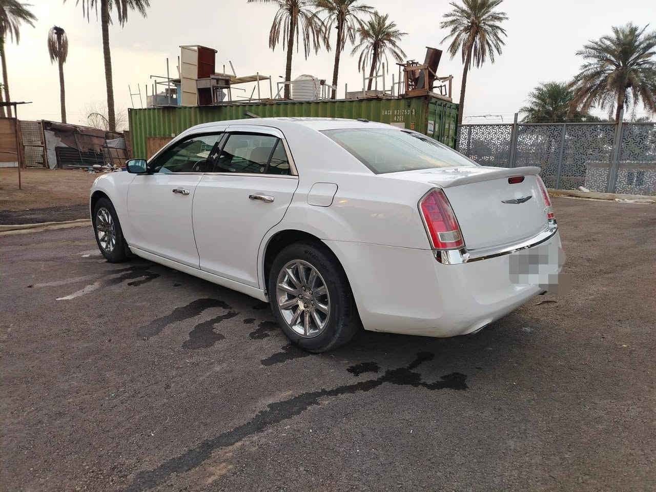 السلام عليكم عندي اوباما ٢٠١٢ للبيع وارد كندي السيارة داخلة كلين وبيها بارد بل جاملغ الأيمن وباب السايق شي بسيط وبيها صبغ مكانين كد اربع اصابع سونار حديث مرفق مع المنشور المواصفات
محرك ٣٦٠٠
كير طيارة ٨نمر
كشنات جلد وكهرباء تدفئة
شاشة وكامرة خلفية
تحكمات ستيرن 
تشغيل عن بعد 
رقم أربيل بسمي تحويل ثاني يوم مكان السيارة بغداد سعرها ١٨٠ وبيها مجال للشراي رقم الهاتف ***********
(ملاحظة الي متعجبة السيارة يكدر يعبر المنشور )
