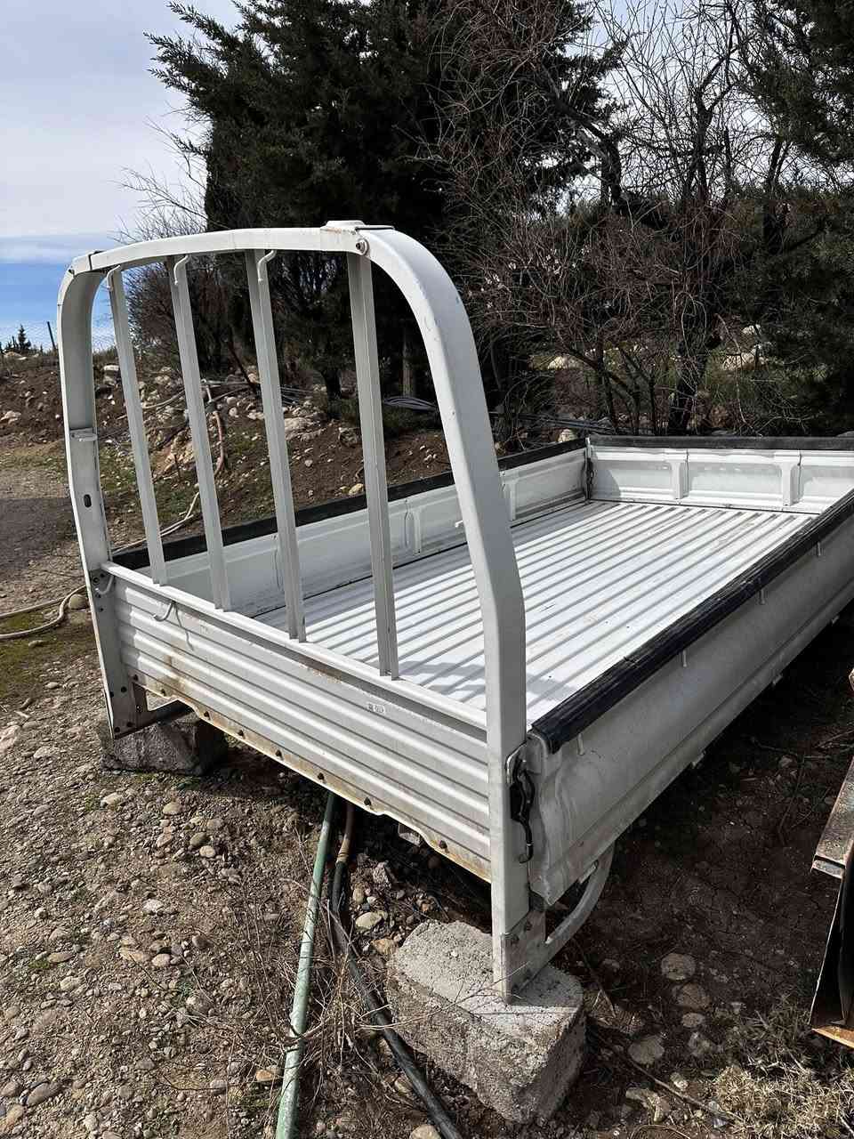 @highlight بۆ.       فرۆشتن. هەمووپێداویستی کیابار
ئەم چەمچەوسەرچەمچەوچادربۆدیی 4000تاکوتاکونیووبۆفرۆشتن 2700/3000/4000لامان بەردەستە بەسعریی بۆدیو ناوبۆدی دەعامی وسەرسەقف زۆرهەرزان. شۆێن ئەڵایی 
چەمچەی / جەڵال حداد4000
چەمچەی کەرکوک 3000////2700////4000هەمانە
***********
