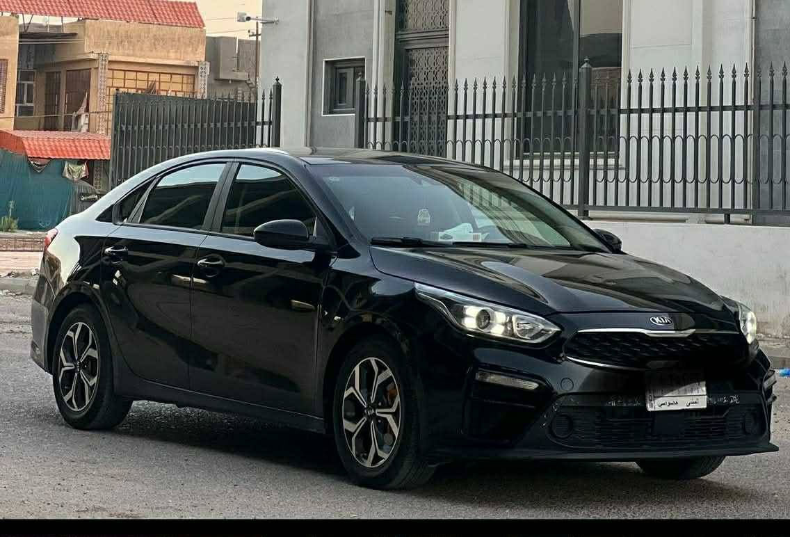 سلام عليكم سياره فورتي ٢٠٢١ رقم مثنى معوقين وكاله عامه من المعوق محرك ٢٠٠٠ ماشيه ٨٩ حادثه بنيد بدون عابر مبدل اصلي بدون صبغ مكانه الرميثه ***********
