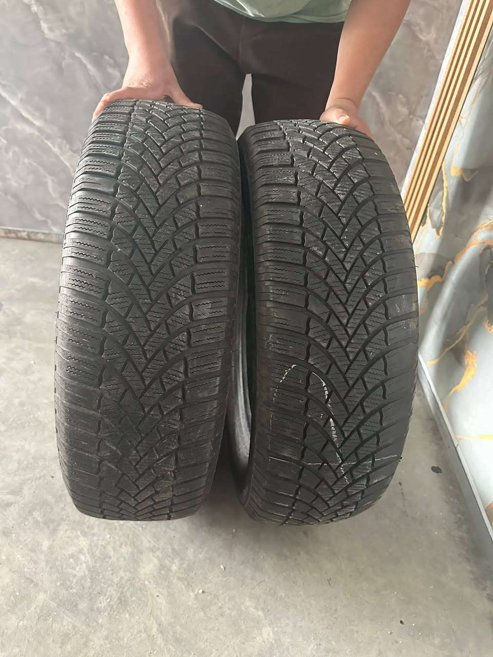 قياس 215/65/17
باله الاماني 
متوفر توصيل لكافت المحافضات 

جميع القياسات متوفره 

***********
