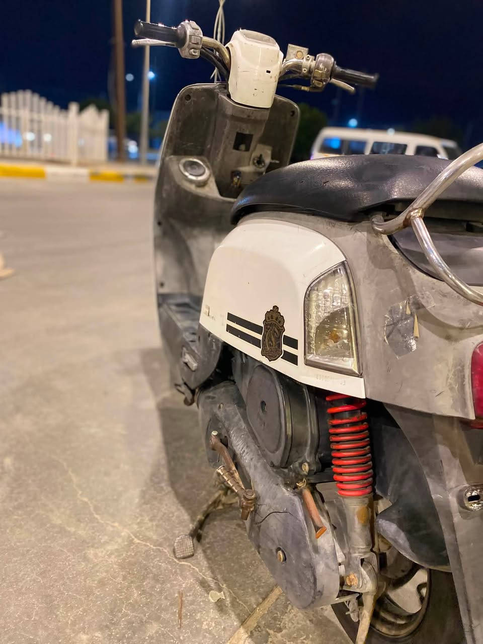 سلام عليكم دراجه ماكس بوليسي للبيع وصل بيه ب١٢٠٠ طلعت ٢٠٢٦/٣/١٢ مكفوله تخبل مكينه خرسه وحلوه ناصريه مركز ***********
