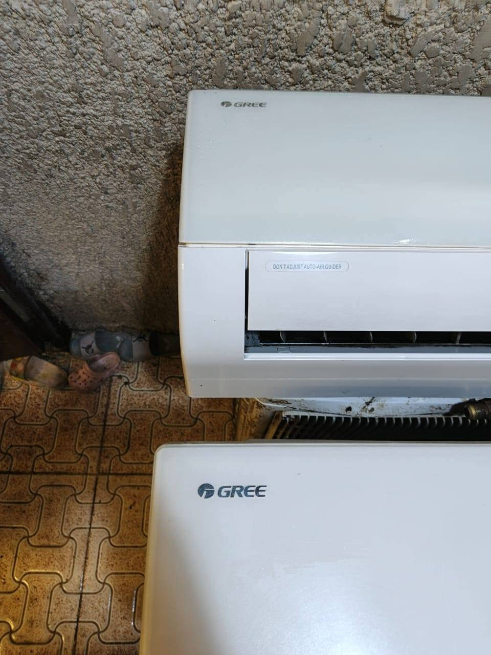 سبالت كري عدد ٢ الحجم طنين يحتاج غسل الهن للبيع مكاني البياع الواحد ٣٥٠ الف ***********
