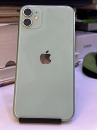 آيفون ١١ • ١٢٨ • بطارية ٩٤