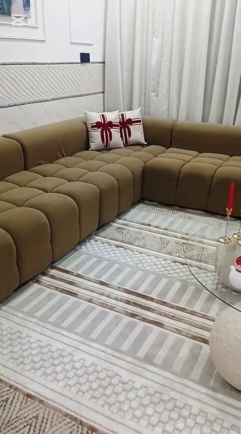 حبايب تخم طوله ٧ امتار ونص وعرضه ٩٠ من غير التجوه يخبل اخذته قبل ٦ اشهر وحبيت اغير لون بس والله متانه وثقل اسفنج سوفت طبي كولش مريح اشتريته بمليون و١٠٠ اريده ب٨٥٠ وبي مجال للشراي واللي يريد الطبله الوسطيه وياه هم ابيعهه اريدهه ب١٣٠ تسكام عراقي التخم ثقيل مو سوگي


**إذا كنت صاحب هذا الإعلان وتريد حذفه لأي سبب، رجاءا أرسل رسالة إلى الدعم الفني**