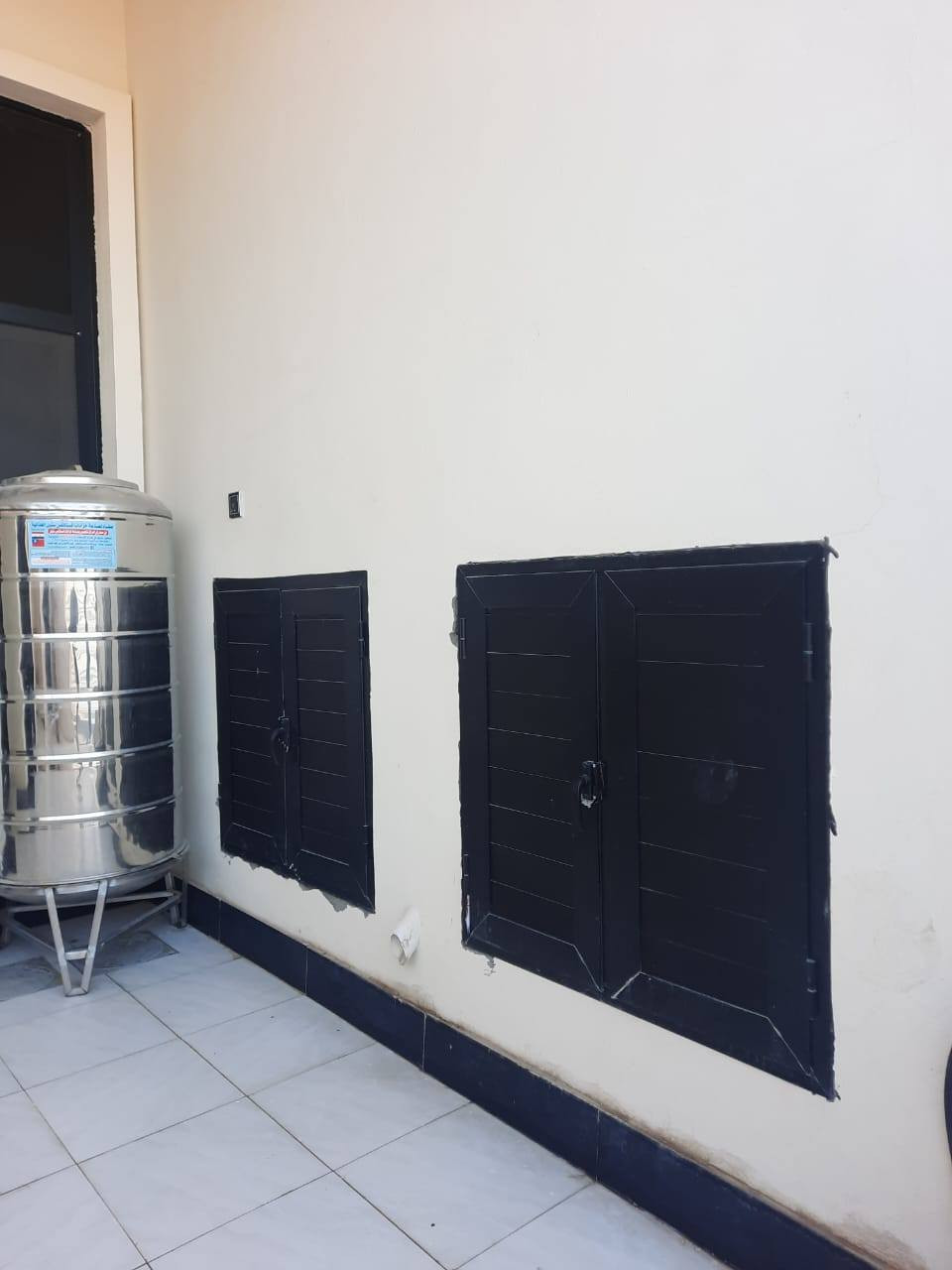 🔸بسم الله الرحمن الرحيم 
🔸دار سكن للبيع بناء حديث. في الضباط السريع
🔸مساحة 150متر واجهة 7.5 نزال 20
🔸 طابق ونص غرفتين منام وصالتين وصحيات عدد 3
اسقبال مطبخ مناور طرمة بناء طابوك درجة اولى حديث كامل فول 
🔸شارع 10 السعر 165 قابل للتفاوض 
🔸الاسعار تحدد من قبل البائع وليس المكتب 
🔸مكتب ابو احمد للعقار 
🔸فلوجة -حي الامين -شارع ابو النسورة
🔸بأدراة :
🔸رأفت المحمدي 
🔸للاستفسار اكثر الاتصال واتس
🔸***********
🔸***********
