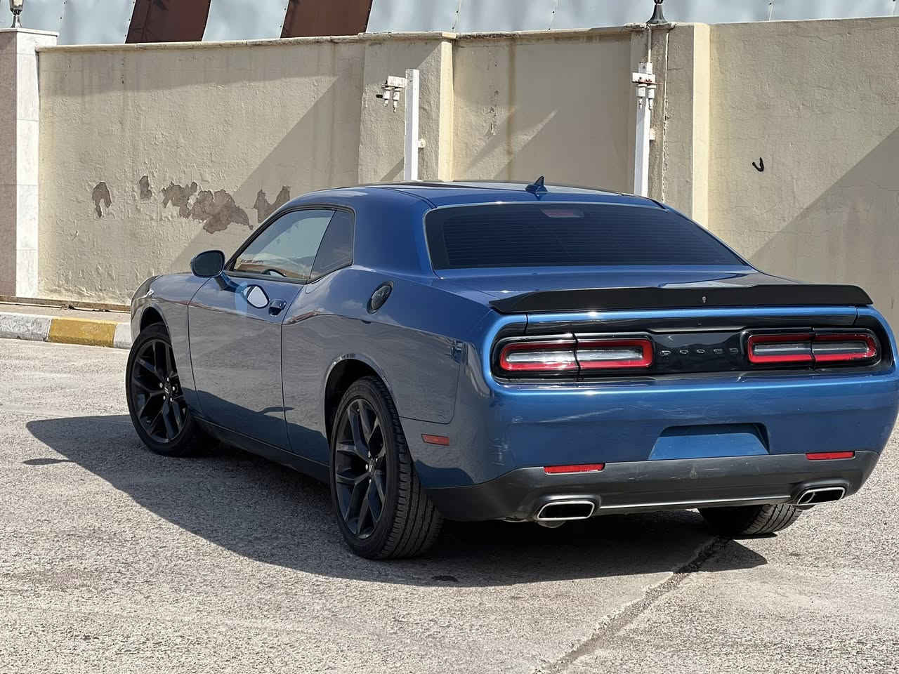 S⃨X⃨T⃨
🇺🇸الموديل 2023🇺🇸
‏🇺🇸المحرك 3600 (6سلندر )🇺🇸
لون مميز 💙

ضرر السيارة  بدون صبغ فقط بارد بل بونيد
بددددددووووون ايرباك و بشرط وبدون دواخل او لغود 
دخول جديد كاتي يعني تترقم بكيفك ( اربيل - دهوك - سليمانية) 
شررط الترقيم 
بجم كبس ( مراوح وراديترات ولايتات كله اصلي على وضع البلاد شررط)
مرفقة صور الحادث بلمنشور

🏁مواصفاتها 🏁
 دخول ذكي ( بصمة تشغيل مع بصمة ابواب )
شاشة كبيرة 
نظام ملاحة نفكشن Gps 🗺️
نظام apple car play 
مقعد السائق كهربائي
مرايا بخاصية التعتيم الذاتي
مري هيتر
كامرة دوارة
سبورت مود
لايتات led
بنيد فتحتين سبورت اصلي بلادي
سبايدر خلفي وكالة بلادي
ويل نجمة خسفة قوية اصلي قياس 20
التايرات الامامية + الخلفية جدد
وباقي مواصفات ال sxt المعروفه
السيارة في حالة الشركة لابرمجة ولاتعديلات

سعرها (225) وبيها مجال بسيط
 مكان السيارة / عقره
التواصل خاص لو واتساب على الرقم ***********
