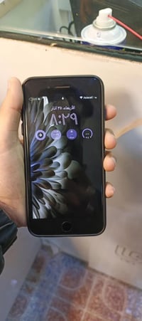 سعر ١٠٠ الف ايفون ٨ بلاص  ذاكرة ٦٤ بطارية ١٠٠٪؜ بصمة شغال / عيبة الضهر...