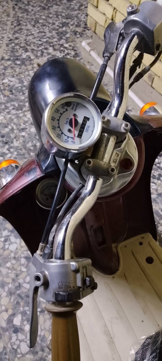 مصريه فحل خطين مكينه ناعمه خرسه شلعه ومشي خير من الله سرعه دك 60 كهربائيات شغاله. مشيها ناعم يخبل دراجه مال جناي السعر 225 مكان ناصريه ***********
