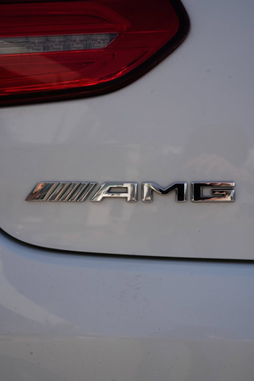 مرسيدس GLE 43 AMG موديل 2019 للبيع فول اوبشن معروفة مواصفاتها للتواصل ***********
