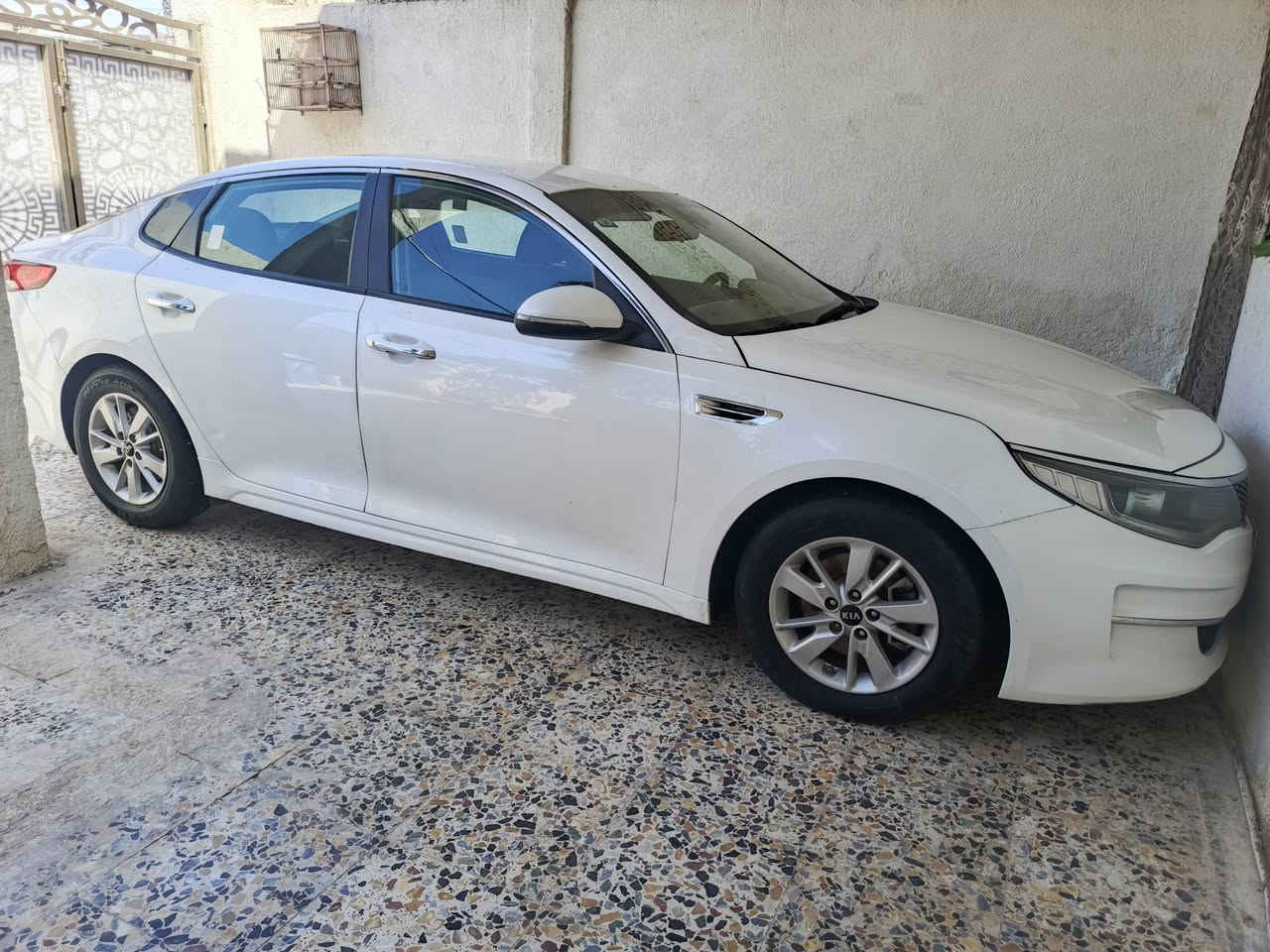 اوبتيما رقم بغداد دولي وارد امريكي قطعتين تبديل بدون دواخل الارباكات سليمه محرك 2400لاتبخير ولاتنقيص كير نظيف حداديه جديده السياره جديده السعر 115 الاتصال *********** الشراي يتصل ويدلل العنوان ميسان.
