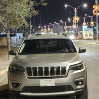 للبيع جيب بزون تريل هوك 07804353111