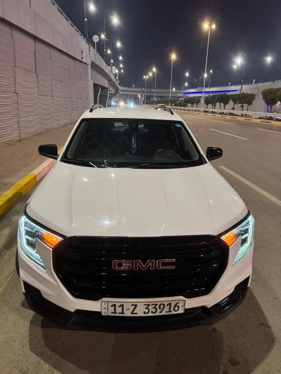 يالله سلام عليكم
الحلال للبيع
GMC-Terrain
موديل2023 وارد امريكي
SLE
بلاك توب
سياره فول مواصفات عدا الفتحة
ممشى السياره : 98 الف كيلو مو ميل
مواصفات السياره :
رادار امامي 
حساس خلفي
كامره خلفيه
شاشة كبيرة كار بلي
تحكمات ستيرن كامله
نضام نزول منحدرات وجليد
تحديد مسار كشنات مخمل اسود
سياره بصمة ابواب وتشغيل
جنطة كهرباء
تشغيل عن بعد
مكينه وكير كفاله تامه 
ادامه كامله على ايدي 
سياره داخله للعراق العام على ايدي 
سنويه جديده تحويل ثاني يوم رقم بغداد الجديد..

حادث السياره : جاملغ عكس سايق خلفي مصلح نفسه 
وباب جنطه مبدل فقط ورقم الشاصي موجود وكلشي مذكور بالمنشور 
مكينة سياره 1500تيربو مكينه التيران معروفة
مكان سياره بغداد متواجد حرية او الكراده السعدون
السعر:  175 وبي مجال للشراي  
الرقم:***********
