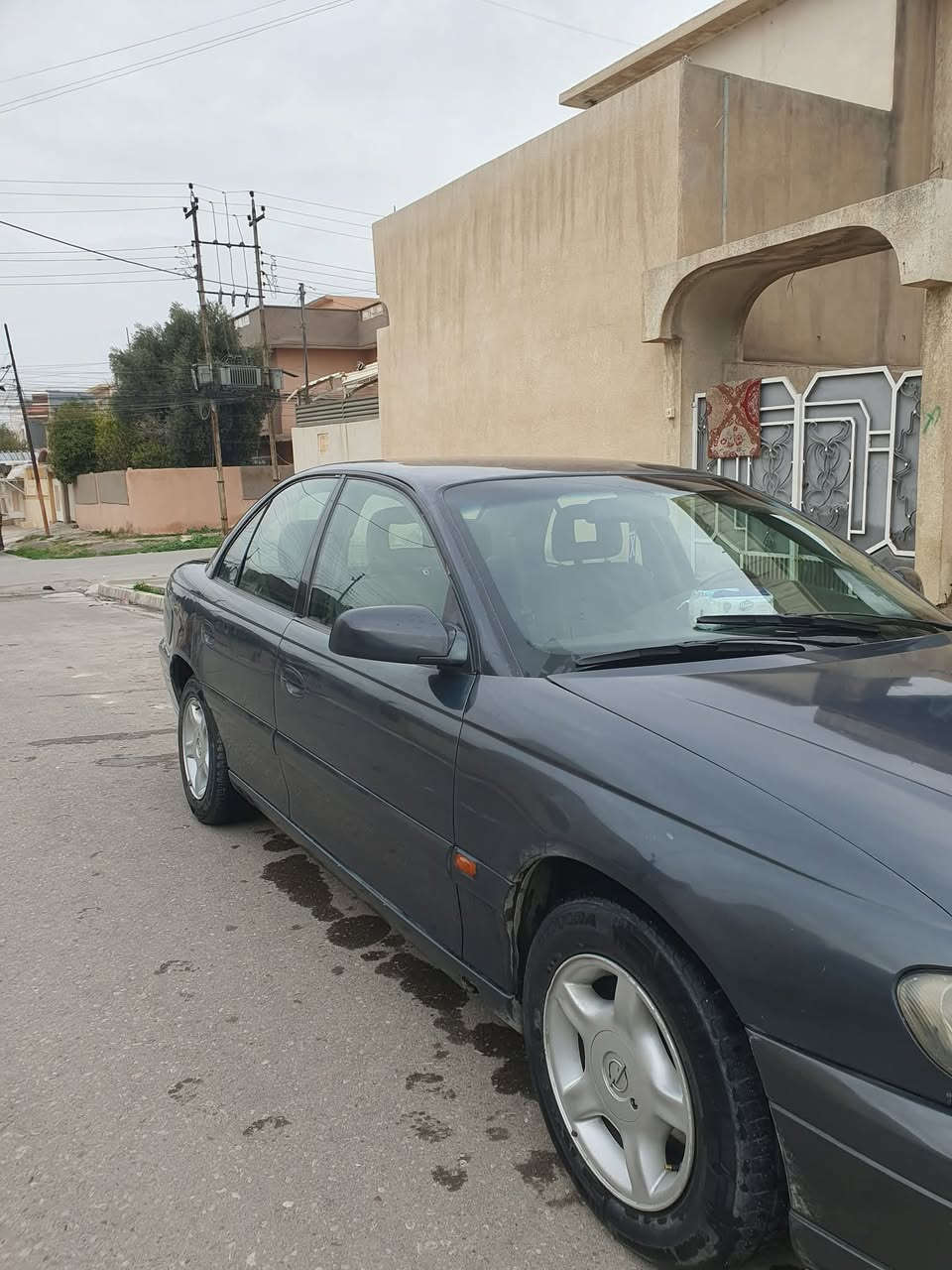 اوبل اوميغا بزون موديل 2000 خليجي
محرك 20 كبس 

كير اوتو 

تدفئة تبريد

جام كهرب، قفل مركزي 

بيها صبغ اثر تقحيل

السيارة كلش نضيفة

السعر 60 وبيهة مجال بسيط


**إذا كنت صاحب هذا الإعلان وتريد حذفه لأي سبب، رجاءا أرسل رسالة إلى الدعم الفني**