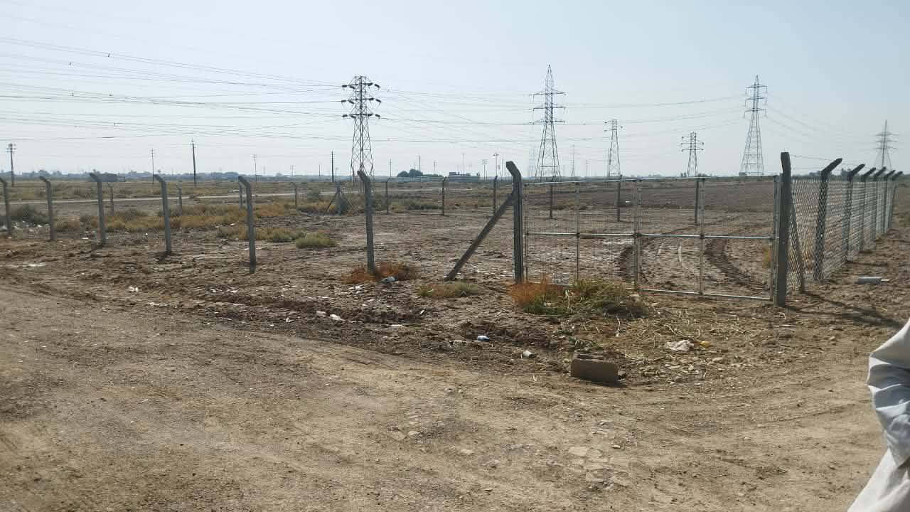 السلام عليكم  قطعه مسيجه /وجه 20/ونزاله 30/القطه وره محطت كهرباء شراي يدلل ***********
