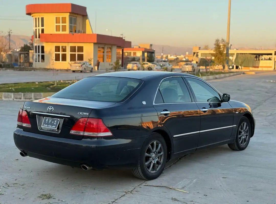 شاهینە 2007 مووس گێر گەورە ی مەکینە بچوک یەک پارچەی ئەورووپایە سەلاجەو پەردەیە چوارتایە ی تازەی لە ژێرە کامل مەسروف کراوە جامی هه ڵگیراوە برێکی بۆ بەستراوە و شاشەو کامیرە یە 48 گەڵا 
تکایە موشتەری نیت تێل مەکە پارەی بڕاوەم داناوە
*********** = *********** حلبجة, السليمانية
