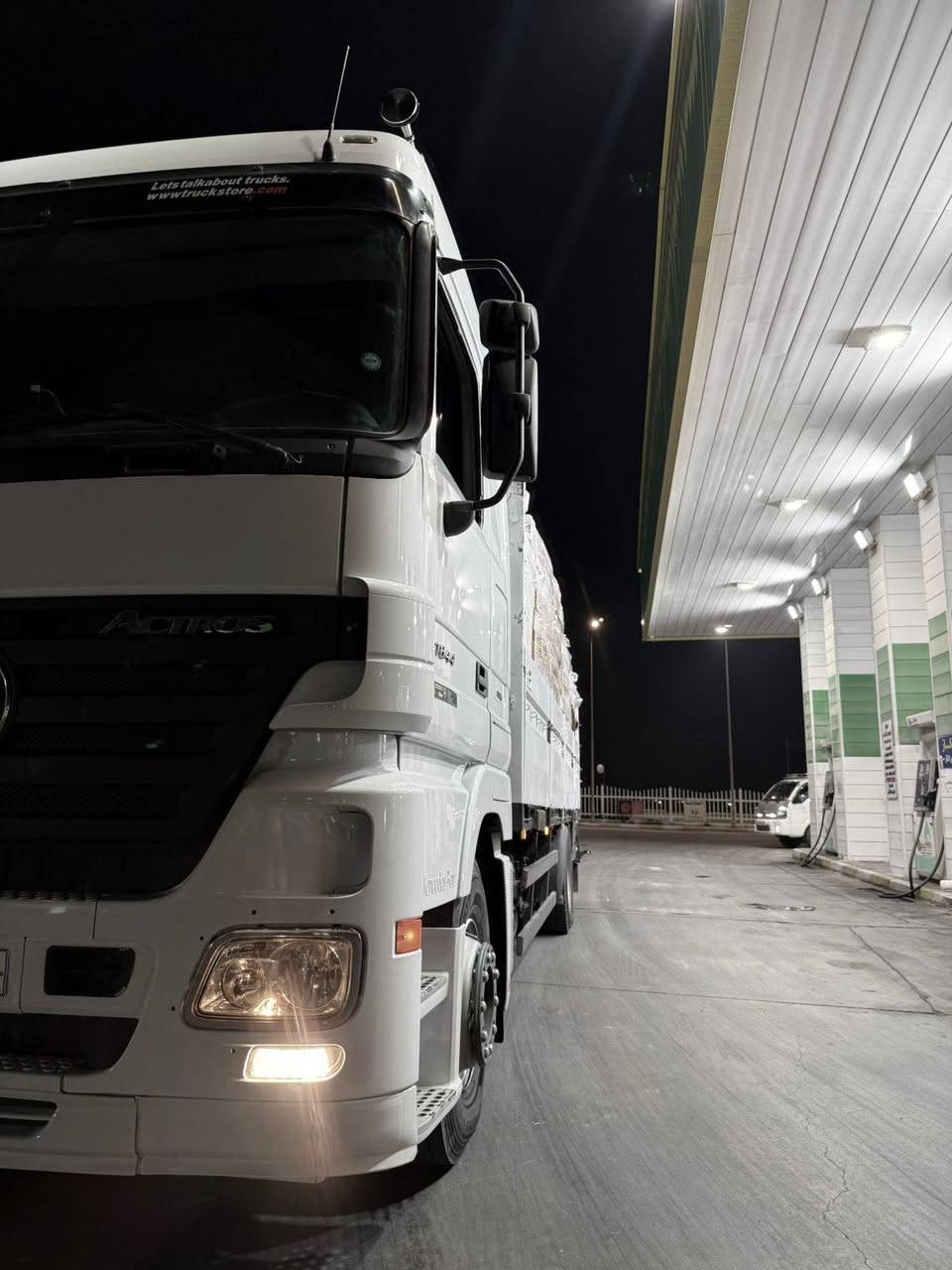 السلام عليكم سياره اكتروز 2007 دمعه ميكه سبيس قماره عاليه  سياره جديد تك مو سحال ماشيه 600 km رقم وهزه جديده مكاني بابل سعره 350 رقمي ***********
