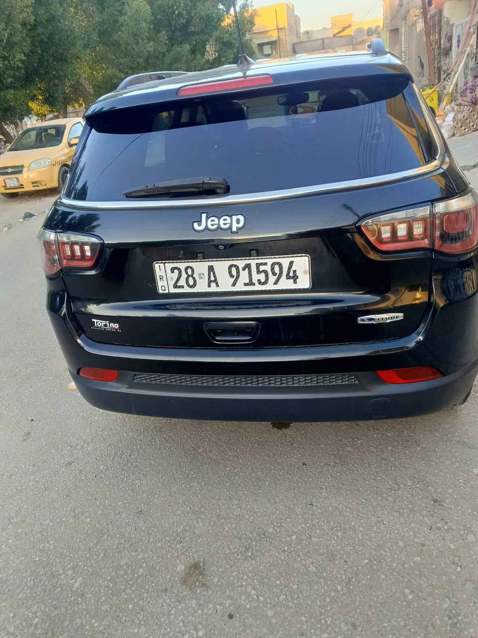 السلام عليكم جيب كومباس فئة لاتيتيود موديل 2019مريكي ضرر  بنيد بس السيارة جديدة كلش ماشيا 73  الف كيلو مو ميل السعر 112 وبيه مجال رقم لنجف *********** مكان نجف ومروس هم ترهم واتساب اتصل
