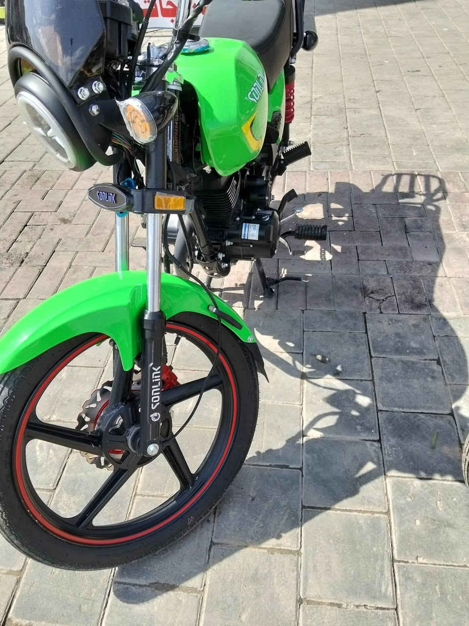 950 صار 14 يوم طالعه من المعرض وبيها مجال دراجه جديده مقفوله عام


**إذا كنت صاحب هذا الإعلان وتريد حذفه لأي سبب، رجاءا أرسل رسالة إلى الدعم الفني**