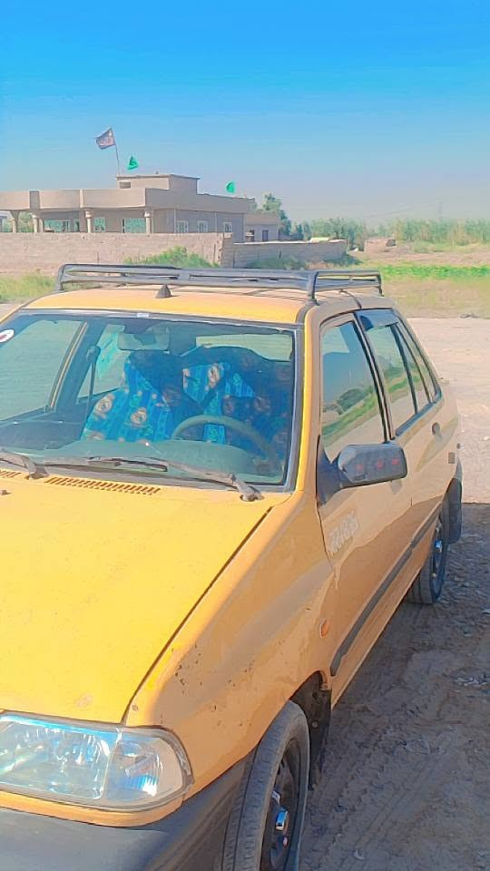 سايبا للبيع موديل 14مكفول محرك وكير سياره نضيفه لاخياس بيها لاطخه لاصبغ مكفول ماعده شوصي معمره   سياره حلوه مصفره هيئه وغرامه تحويل مباشر  السعر 26وبيه مجال بصيط مكان سياره بغداد 9نيسان


**إذا كنت صاحب هذا الإعلان وتريد حذفه لأي سبب، رجاءا أرسل رسالة إلى الدعم الفني**
