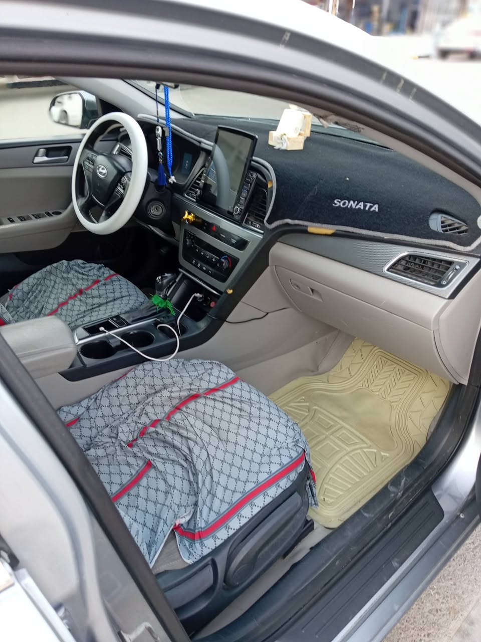 سوناتا 2015 وارد أمريكي حادثهه جاملغ امامي امريكه وبالعراق جاملغ وره كد شبر مصبوغه حزام مكينه جديده استوه شادهه قبل 4 ايام مكينه كير كفاله وحداديه اماميه جديده باتري جديد سياره كامله سياره حره بأسمي  مكاني بالبصره السعر 107


**إذا كنت صاحب هذا الإعلان وتريد حذفه لأي سبب، رجاءا أرسل رسالة إلى الدعم الفني**