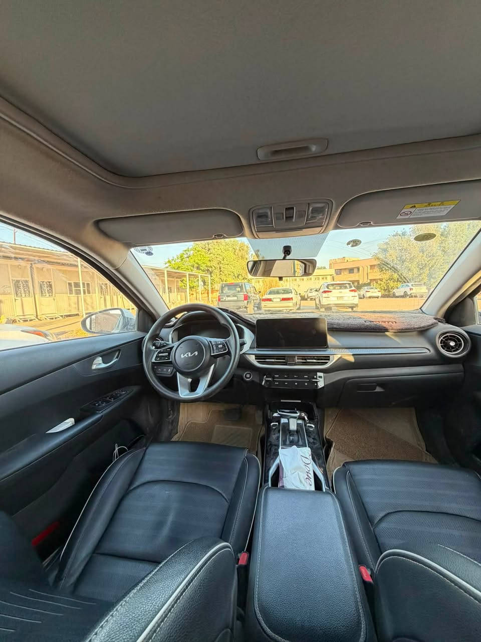 السلام عليكم
K3 2025
فول واحد على واحد رقم اربيل 
بيها بارد بل جاملغ الخلفي 
السعر 145 
عنواني بابل مركز مدينه 
*********** 
*********** 
أو مراوس بk5
