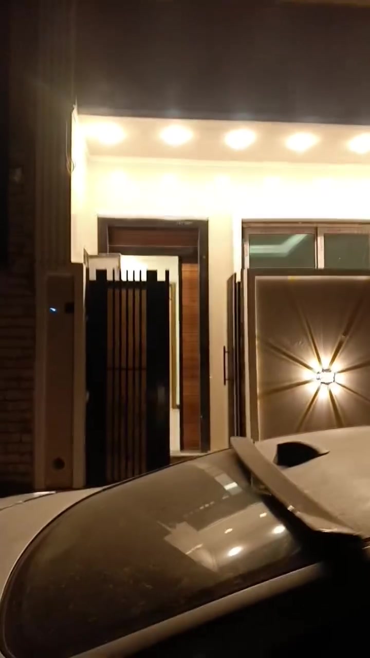 سلام عليكم بيت للبيع مساحه 75متر طابق واحد بيت زيرو تنازل شركه يحتوي ع صاله ومطبخ وغرفه وخدمات 2
العنوان الدوره البعيثه مجمع العدل الثاني قرب جامع كامل عبود قريب عن شارع العام لاستفسار ع ***********
