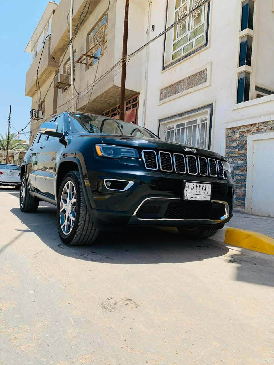 السلام عليكم 
للبيع جيب لاريدو موديل 2022
رقم بغداد تحويل مباشر 
السياره حادث خفيف قطعتين بس مكفوله من الشاصي واللغد 
محرك وكير كفاله 
السياره فول مواصفات عدا الجكات 
صور الحادث بالمنشور 
ماشيه 55 
السياره ما بيهه نقص جاهزه من كلشي 
السعر 250 بيهه مجال قليل 
للاستفسار *********** 
اخوان غير متواجد عالفيس الي يريد السياره يتصل المحمودية, بابل
