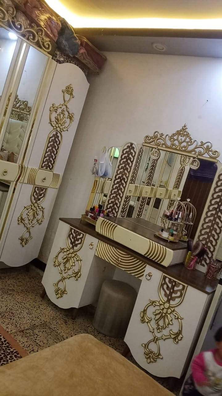 مرحبا حبايبي
- غرفه نوم  ضررها بسيط
- نوع الغرفه تركي
-   9 قطع  
-السعر    800
-العنوان   بغداد الدوره
 اي شخص عنده غرفه نوم تركي صاج يدزلياها ابيعها خلال يوم بعموله


**إذا كنت صاحب هذا الإعلان وتريد حذفه لأي سبب، رجاءا أرسل رسالة إلى الدعم الفني**