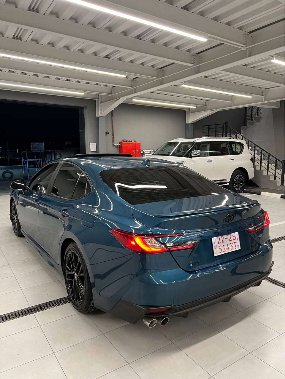 كامري 2025 فول مواصفات
‏Ev mode هايبرد
فتحة سلايت بصمة تشغيل عن بعد
نقاط عمياء مرايه وسطية اوتو سمارت شاشة جبيره عدادات الكترونية رادارات امامي خلفي وجانبي نقاط عمياء اوتو هولد سايد بريك بصمة شاحن لاسلكي اوتو لايت كروز نضام تتبع  كشن جلد كهرباء كشنات هيتر و هيتر ستيرن مناخ منفصل قطعتين تبريد 
السياره بلاك ادشن لون مميز الجديد 
حادثها جاملغ و باب وربع الباب الخلفي 
ماشية 5 الاف ميل فقط وموديل 2025 
سيارة رقم كاتي تترقم شمالي فقط علماً مسويلها هزه و فحص باقي بس رسوم الرقم 
السعر ٢٤٨ ورقه
مكانها اربيل 
***********
الشراي يخابر ويتدلل أربيل, العراق
