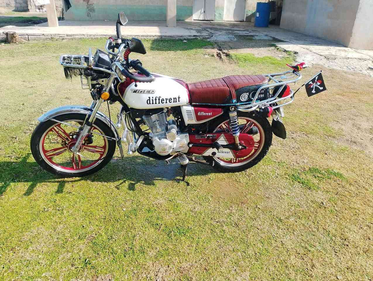 موطور تايكر موديل 20 مامفتوح شرط نضافة فول سلف تشغيل عن بعد كهربايات شقالة كلهة نشاطة فول 
ابو الدرع 
***********
