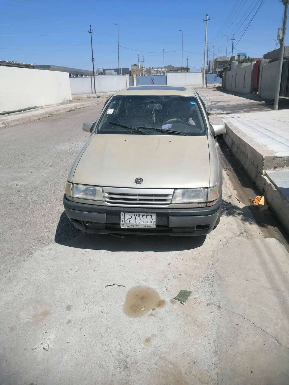 فكتره حجم 20بسمي فول مواصفات السعر 30وبيها مجال طخم تاير تنته تحكم مري محرك كير شرط
***********
