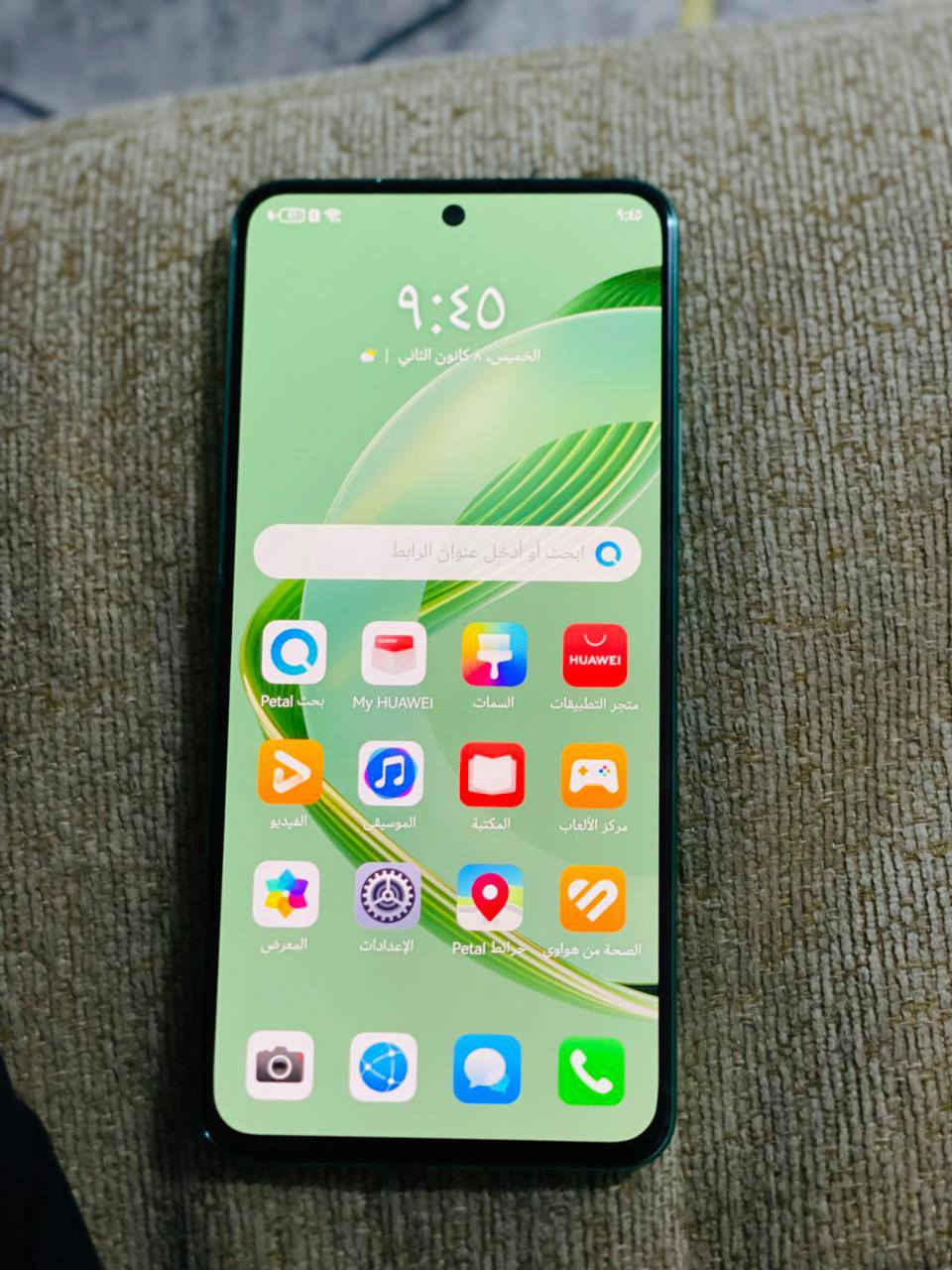 السلام عليكم جهاز نظيف شرط كسر كرتون نوعيه هواوي ذاكره 256 الجهاز ما مستخدم شيء قليل سعر 180 وبمجال بسيط مراوس ويا ايفون اذا اكو هم ما يخالف بس الجهاز شخط ما بيه ***********
