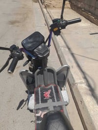 دراجه كهربائية • ٦ بطاريات • شحانه جديدة